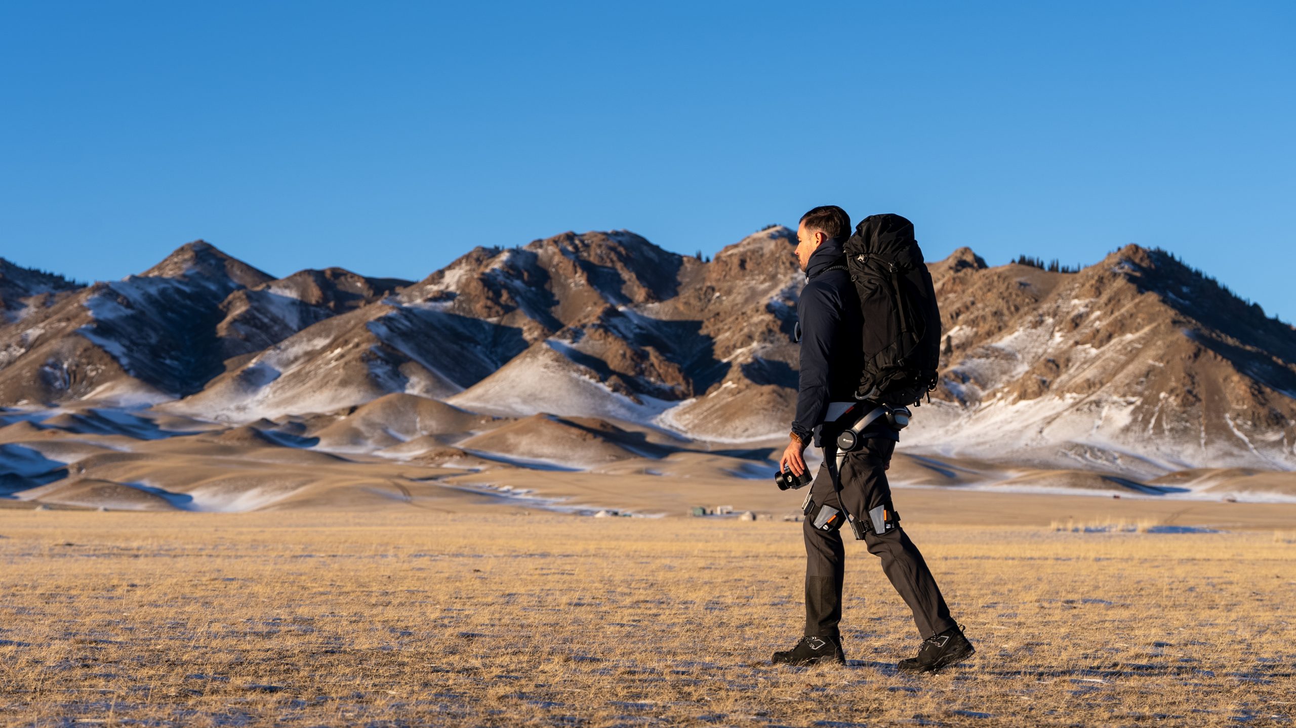 walking exoskeleton vs walking cane